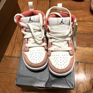Air Jordan 1 team Orange Suede - toddler US 6